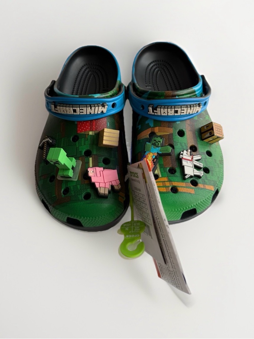 Crocs Minecraft Light Up Classic Clogs NWT Size C6 W8